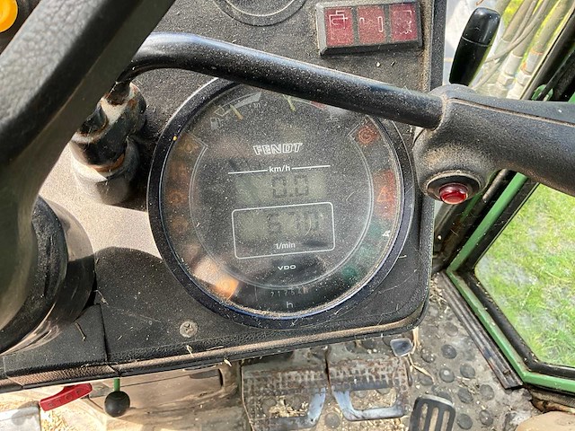 1989 fendt farmer 308lsa turbomatik vierwielaangedreven landbouwtractor met voorlader - afbeelding 27 van  41
