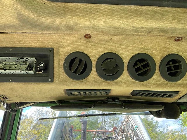 1989 fendt farmer 308lsa turbomatik vierwielaangedreven landbouwtractor met voorlader - afbeelding 30 van  41