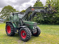 1989 fendt farmer 308lsa turbomatik vierwielaangedreven landbouwtractor met voorlader - afbeelding 4 van  32