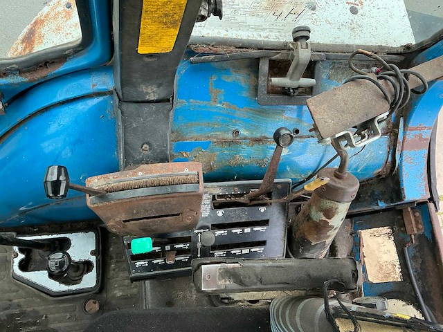 1989 ford 5110 generatie || tweewielaangedreven landbouwtractor - afbeelding 4 van  24