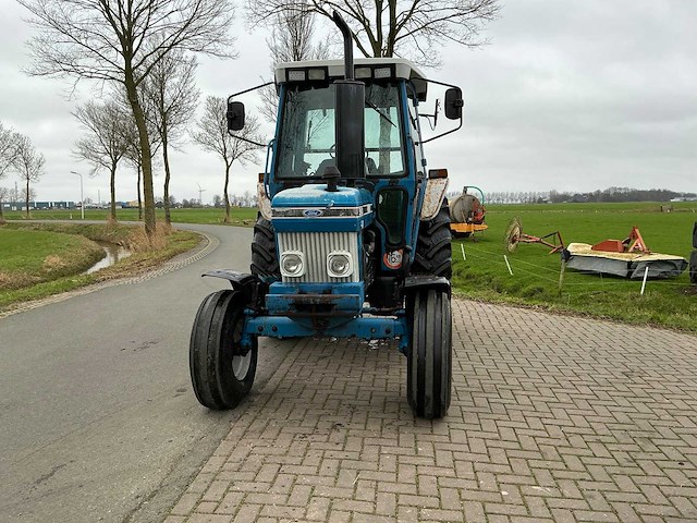 1989 ford 5110 generatie || tweewielaangedreven landbouwtractor - afbeelding 12 van  24