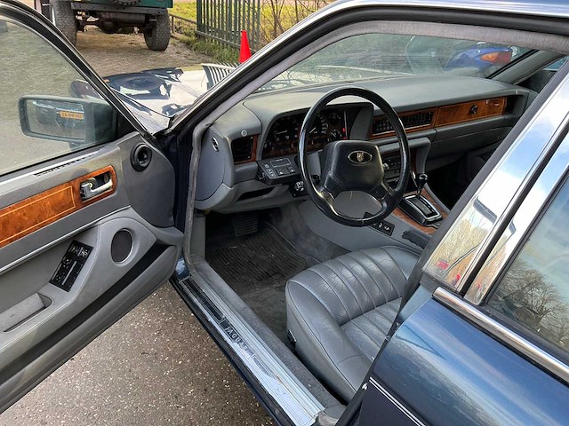 1989 jaguar sovereign 4.0 personenauto - afbeelding 29 van  54
