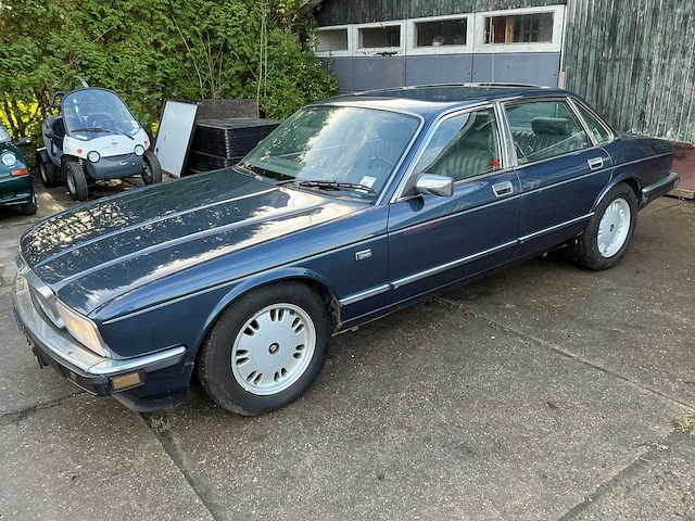 1989 jaguar sovereign 4.0 personenauto - afbeelding 3 van  54