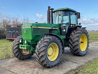 1989 john deere 4755 vierwielaangedreven landbouwtractor - afbeelding 1 van  23