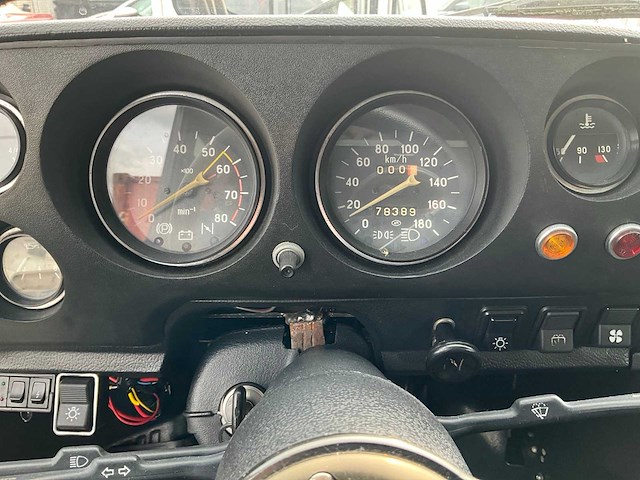 1989 lada niva oldtimer, r-589-dv - afbeelding 2 van  16