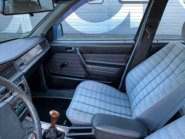 1989 mercedes-benz 190e 2.0 personenauto jvr-84-h - afbeelding 13 van  30