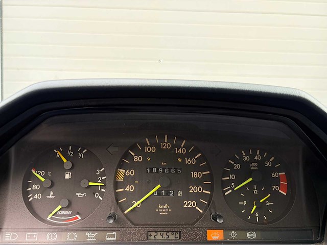 1989 mercedes-benz 200-500 automaat - met kenteken (w124) 230 ce personenauto - afbeelding 10 van  12
