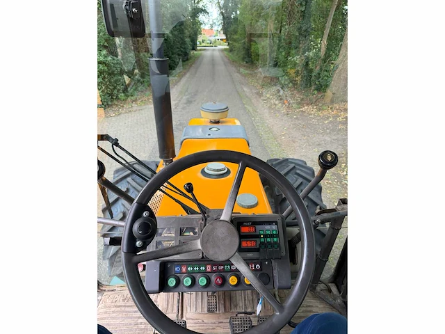 1989 renault 145.14 turbo vierwielaangedreven landbouwtractor - afbeelding 10 van  10