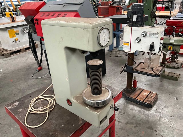 1989 skoda hardheidtester - afbeelding 2 van  5