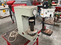 1989 skoda hardheidtester - afbeelding 2 van  5