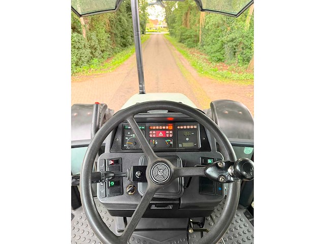 1989 steyr 9083 vierwielaangedreven landbouwtractor - afbeelding 12 van  12