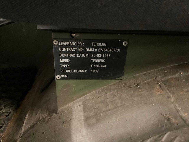 1989 terberg f750 4x4 legervoertuig - afbeelding 16 van  23