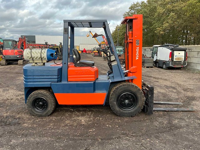 1989 toyota 02-5fg045 vorkheftruck - afbeelding 27 van  30