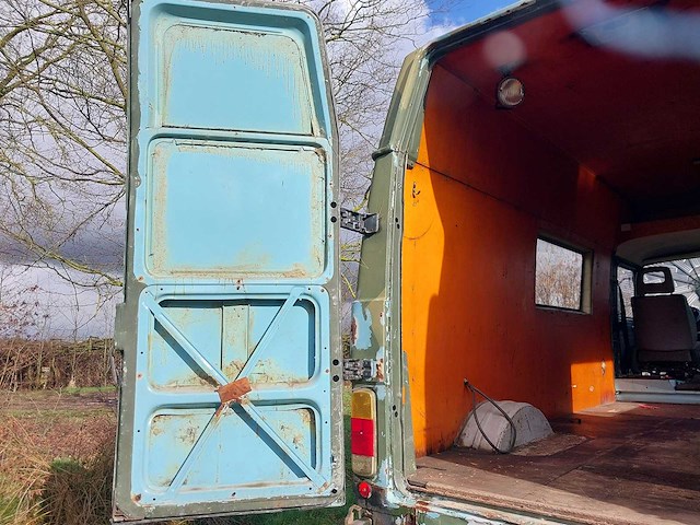 1989 volkswagen lt40 4x4 bedrijfswagen - afbeelding 35 van  92