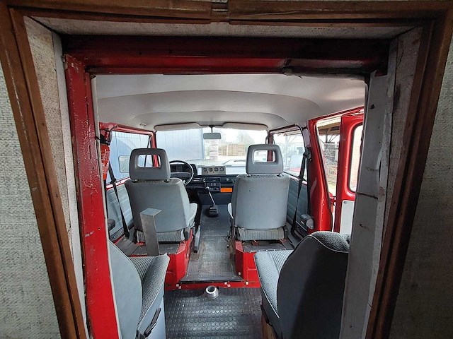 1989 volkswagen/steyr-puch t3 syncro 4x4 16 inch dubbele cabine camper - afbeelding 67 van  72