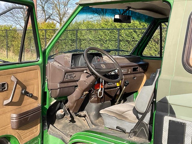 1989 volkswagen/steyrpuch t3 syncro 16 inch 4x4 camper - afbeelding 11 van  65