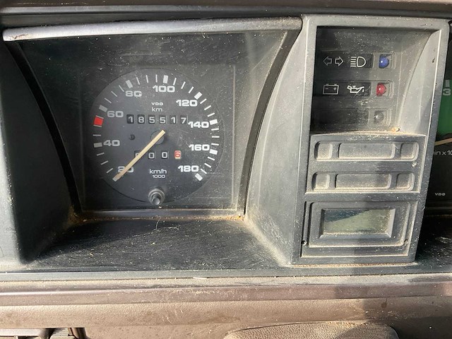 1989 volkswagen/steyrpuch t3 syncro 16 inch 4x4 camper - afbeelding 15 van  65