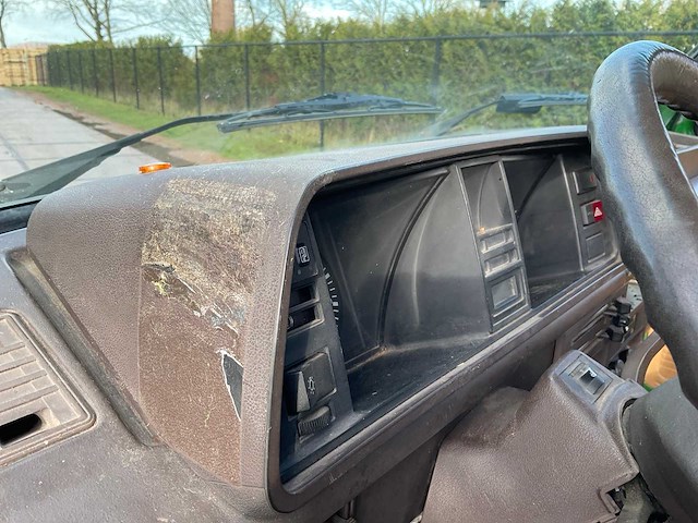 1989 volkswagen/steyrpuch t3 syncro 16 inch 4x4 camper - afbeelding 16 van  65