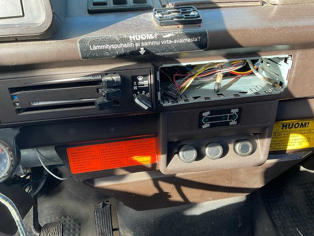 1989 volkswagen/steyrpuch t3 syncro 16 inch 4x4 camper - afbeelding 18 van  65
