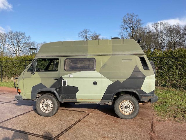 1989 volkswagen/steyrpuch t3 syncro 16 inch 4x4 camper - afbeelding 64 van  65
