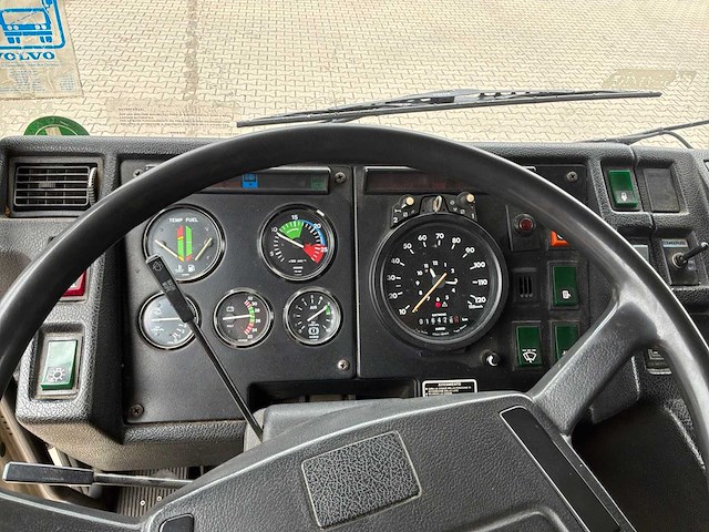 1989 volvo f12 400 intercooler vuilniswagen - afbeelding 13 van  32