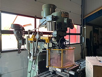 1989 yeong chin ycm-1 1/2 v verticale freesmachine - afbeelding 4 van  11