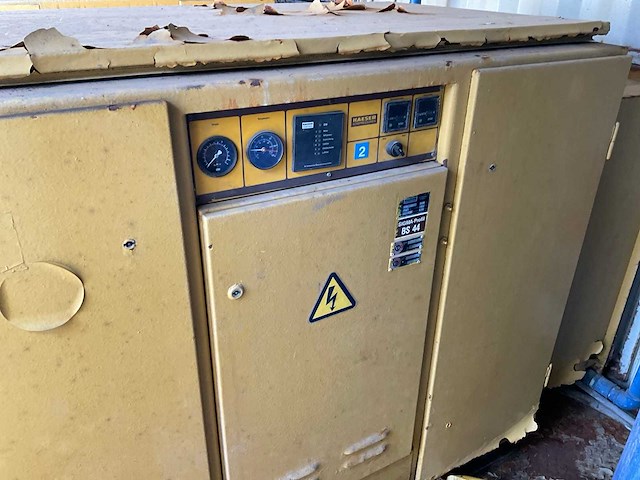 1990 2x kaeser bs 44 schroefcompressor opstelling - afbeelding 10 van  14