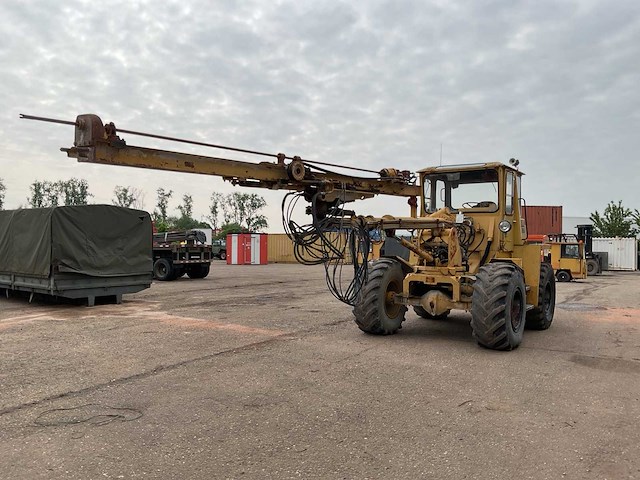 1990 ahlmann as 12e shovel - afbeelding 1 van  12