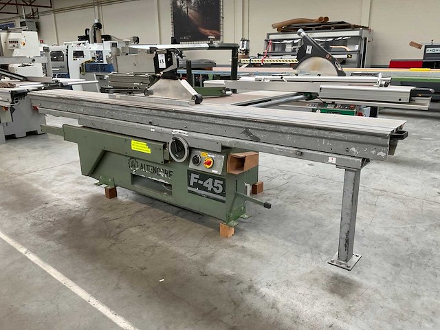 1990 altendorf f45 formaatzaag - afbeelding 1 van  9