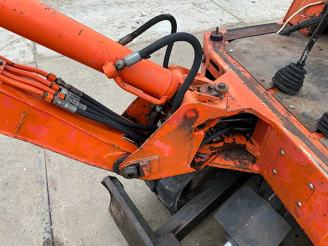 1990 atlas 120 minigraafmachine - afbeelding 10 van  35