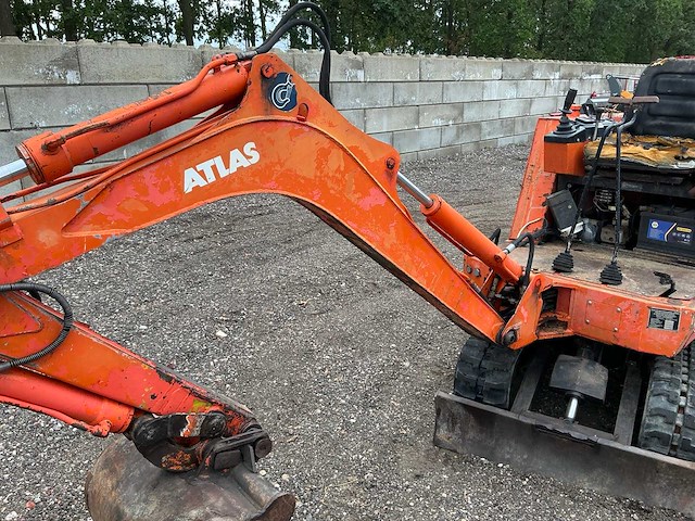 1990 atlas 120 minigraafmachine - afbeelding 8 van  37