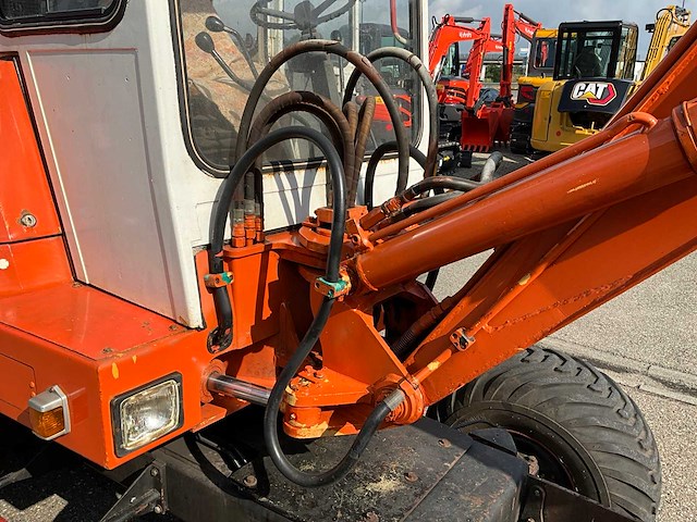 1990 atlas 360 mobiele graafmachine (marge) - afbeelding 16 van  36