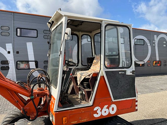 1990 atlas 360 mobiele graafmachine (marge) - afbeelding 19 van  36