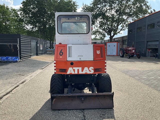 1990 atlas 360 mobiele graafmachine (marge) - afbeelding 31 van  36