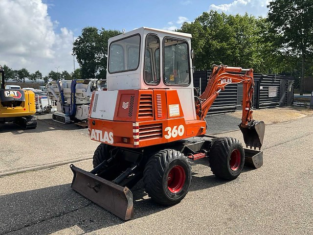 1990 atlas 360 mobiele graafmachine (marge) - afbeelding 23 van  26