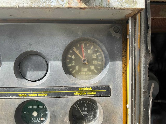 1990 atlas copco qas350dd geluidgedempte diesel compressor - afbeelding 6 van  15