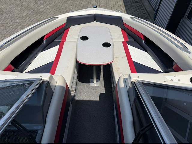 1990 bayliner capri speedboot - afbeelding 6 van  25
