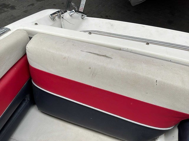 1990 bayliner capri speedboot - afbeelding 14 van  25