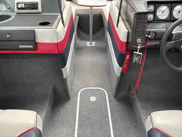 1990 bayliner capri speedboot - afbeelding 15 van  25