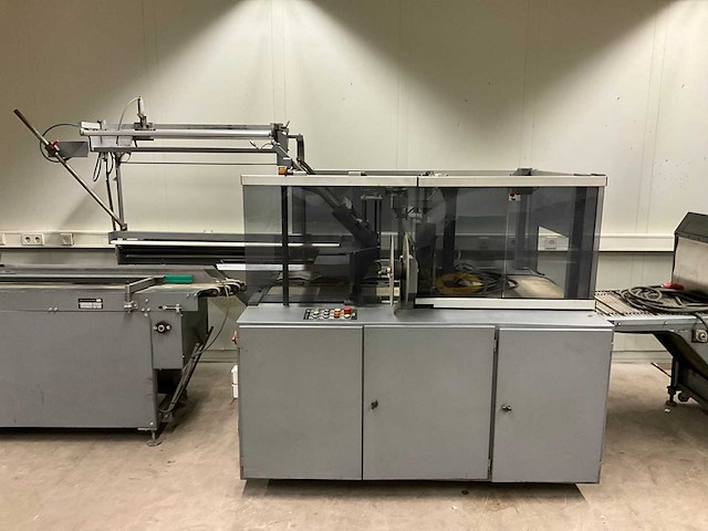 1990 beck krimpfolie verpakkingsmachine met krimptunnel - afbeelding 18 van  20