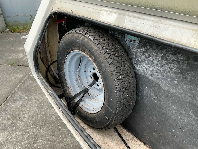 1990 beyerland vitesse 4038 caravan - afbeelding 16 van  25