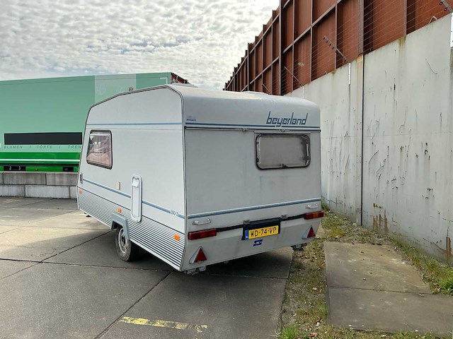 1990 beyerland vitesse 4038 caravan - afbeelding 20 van  25