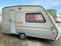 1990 beyerland vitesse 4038 caravan - afbeelding 22 van  25
