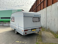 1990 beyerland vitesse 4038 caravan - afbeelding 1 van  1