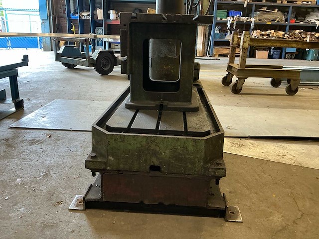 1990 breda r32 1000 radiaalboormachine - afbeelding 13 van  14
