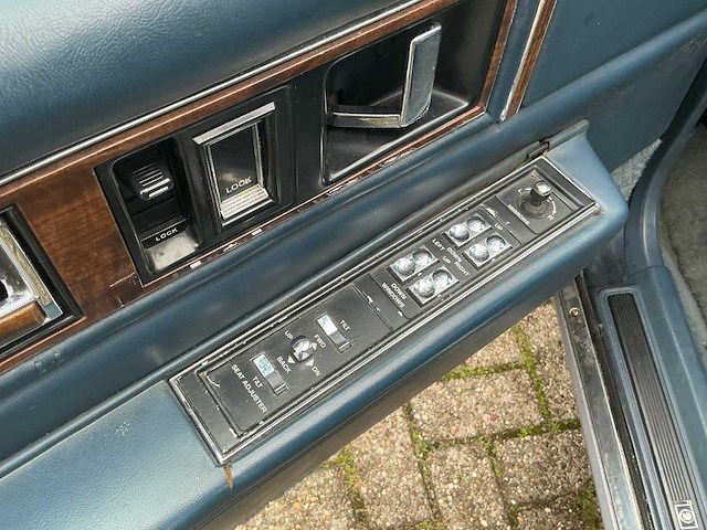 1990 cadillac sedan de ville 4.5 v8 personenauto - afbeelding 5 van  46