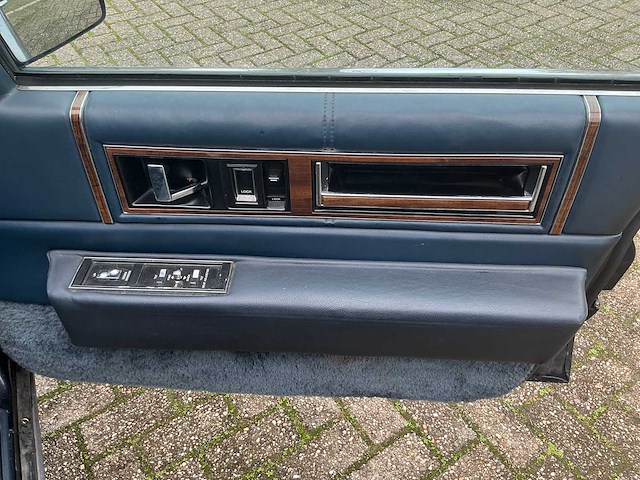 1990 cadillac sedan de ville 4.5 v8 personenauto - afbeelding 24 van  46