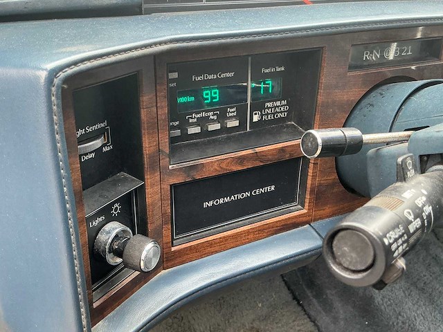 1990 cadillac sedan de ville 4.5 v8 personenauto - afbeelding 17 van  46