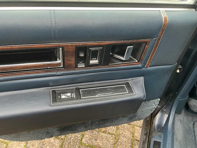 1990 cadillac sedan de ville 4.5 v8 personenauto - afbeelding 23 van  46