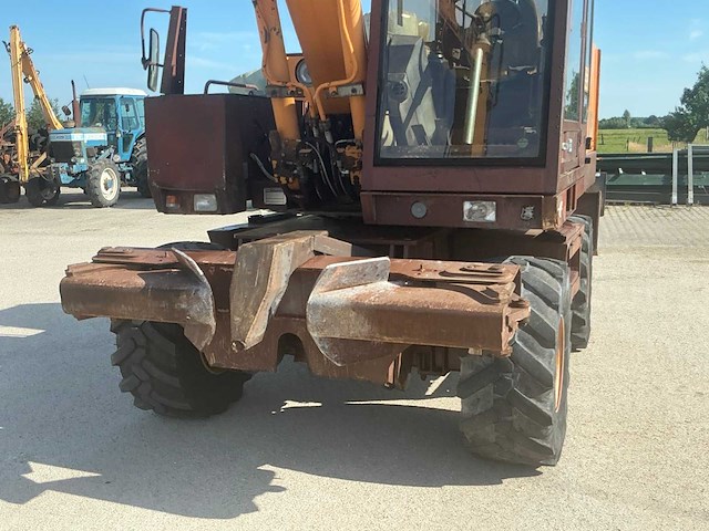 1990 case 688-p banden graafmachine - afbeelding 8 van  36